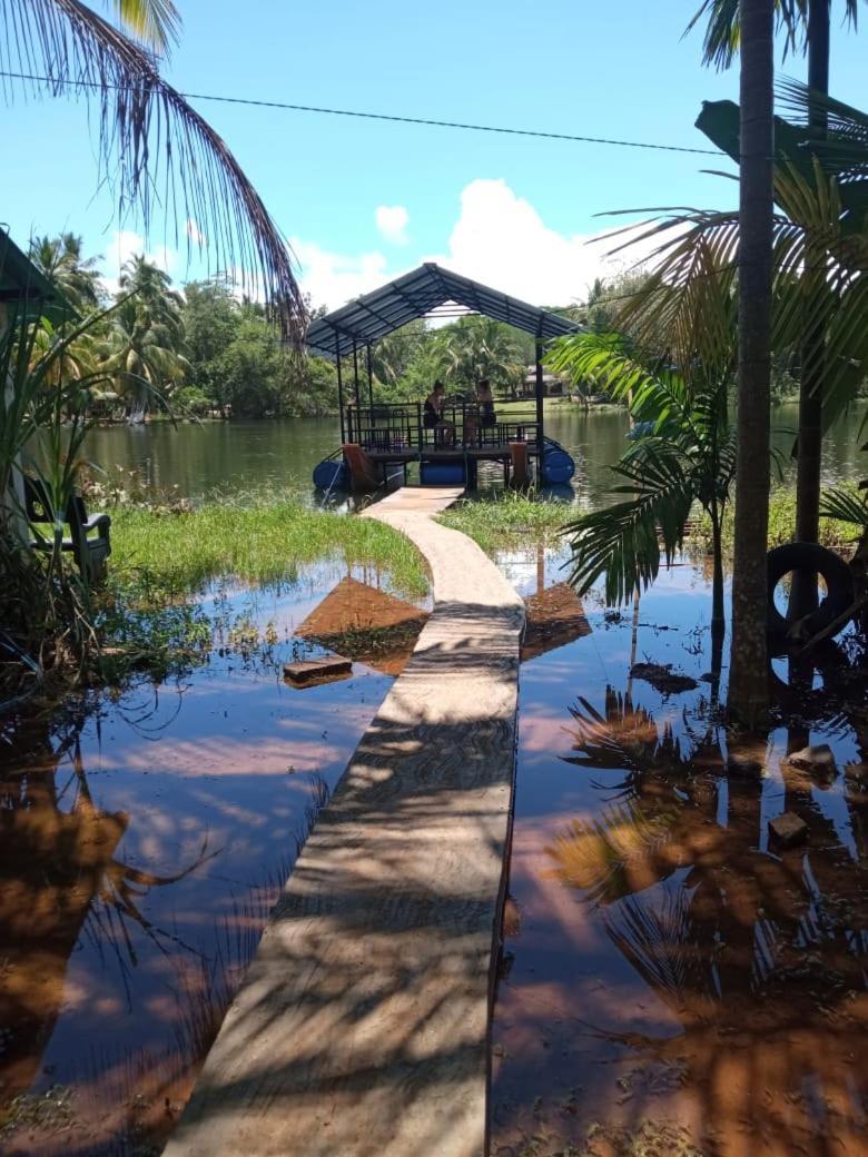 Splendid Lake View Safari Lodge Udawalawe Exterior foto