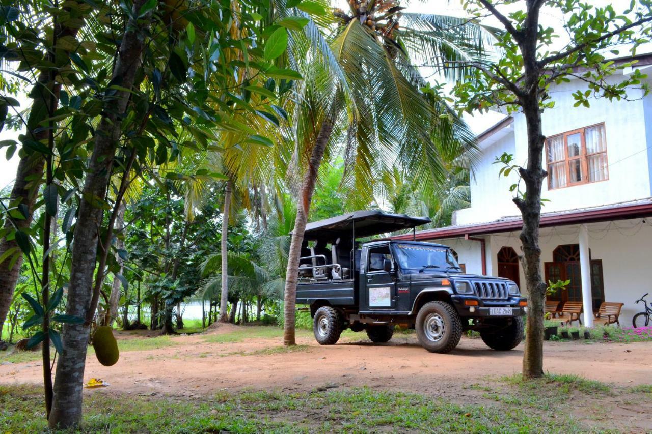 Splendid Lake View Safari Lodge Udawalawe Exterior foto